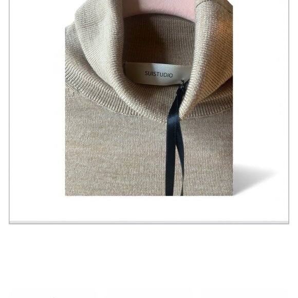 Suistudio Hunter Camel Cozy Wool Turtleneck Sweater Small - Picture 4 of 6
